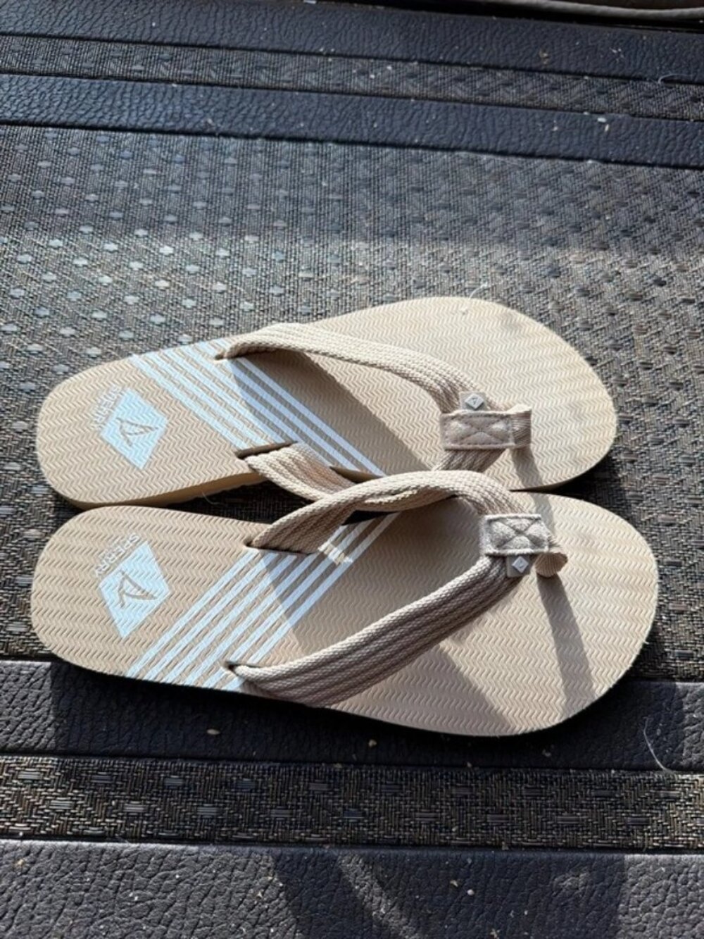 Sperry Womens Beige Thong Flip Flop Sandals STS83613 US 7 M Webbing Leather